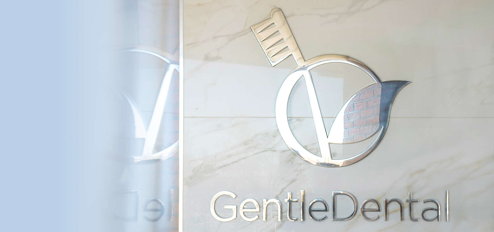 Gentle Dental Chromatic Logo